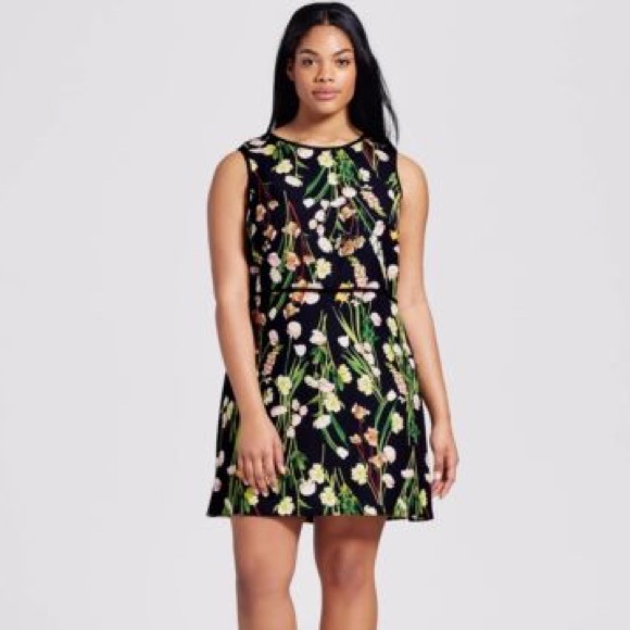 Victoria Beckham for Target Dresses & Skirts - Victoria Beckham for Target floral dress